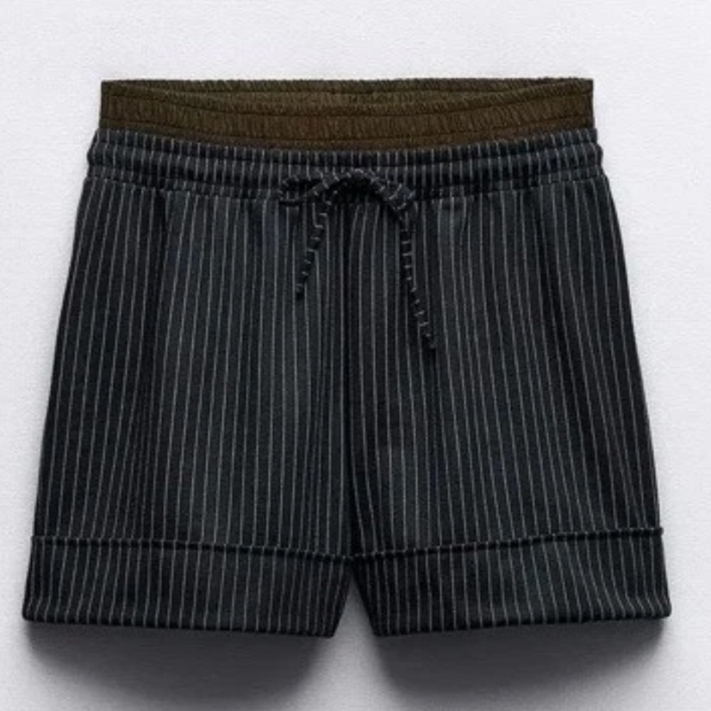 Zara PINSTRIPE BOXER SHORTS Woman’s Size M NEW Black Brown Pockets Elastic Waist - Picture 2 of 15